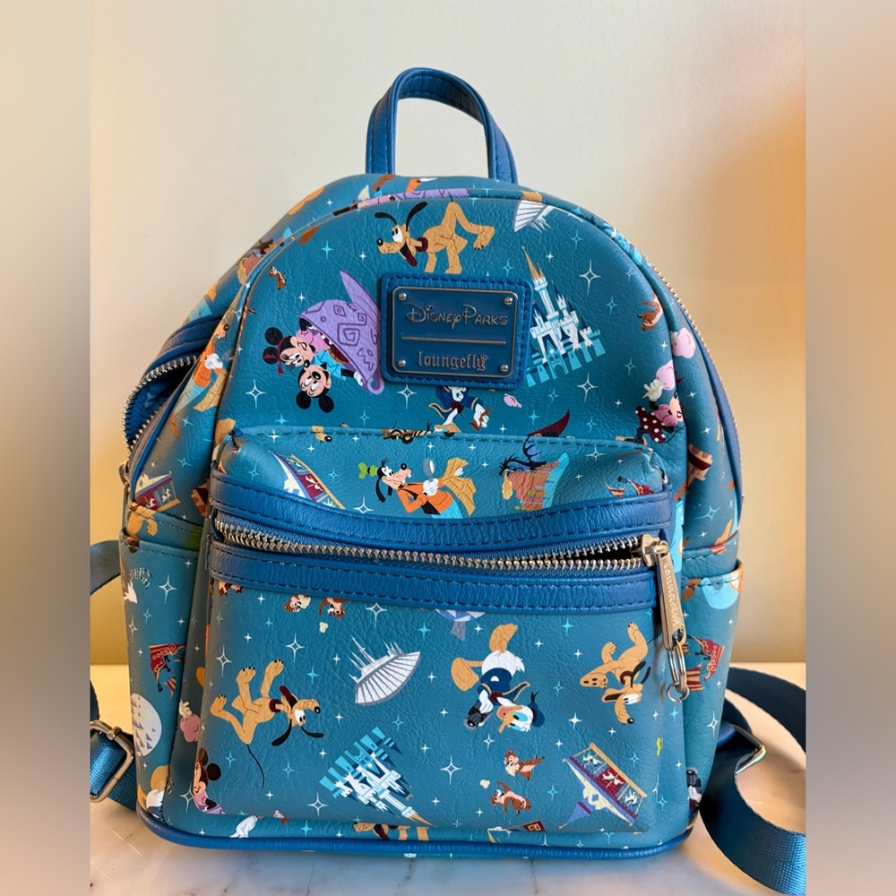 Disney parks Loungefly, EUC!!